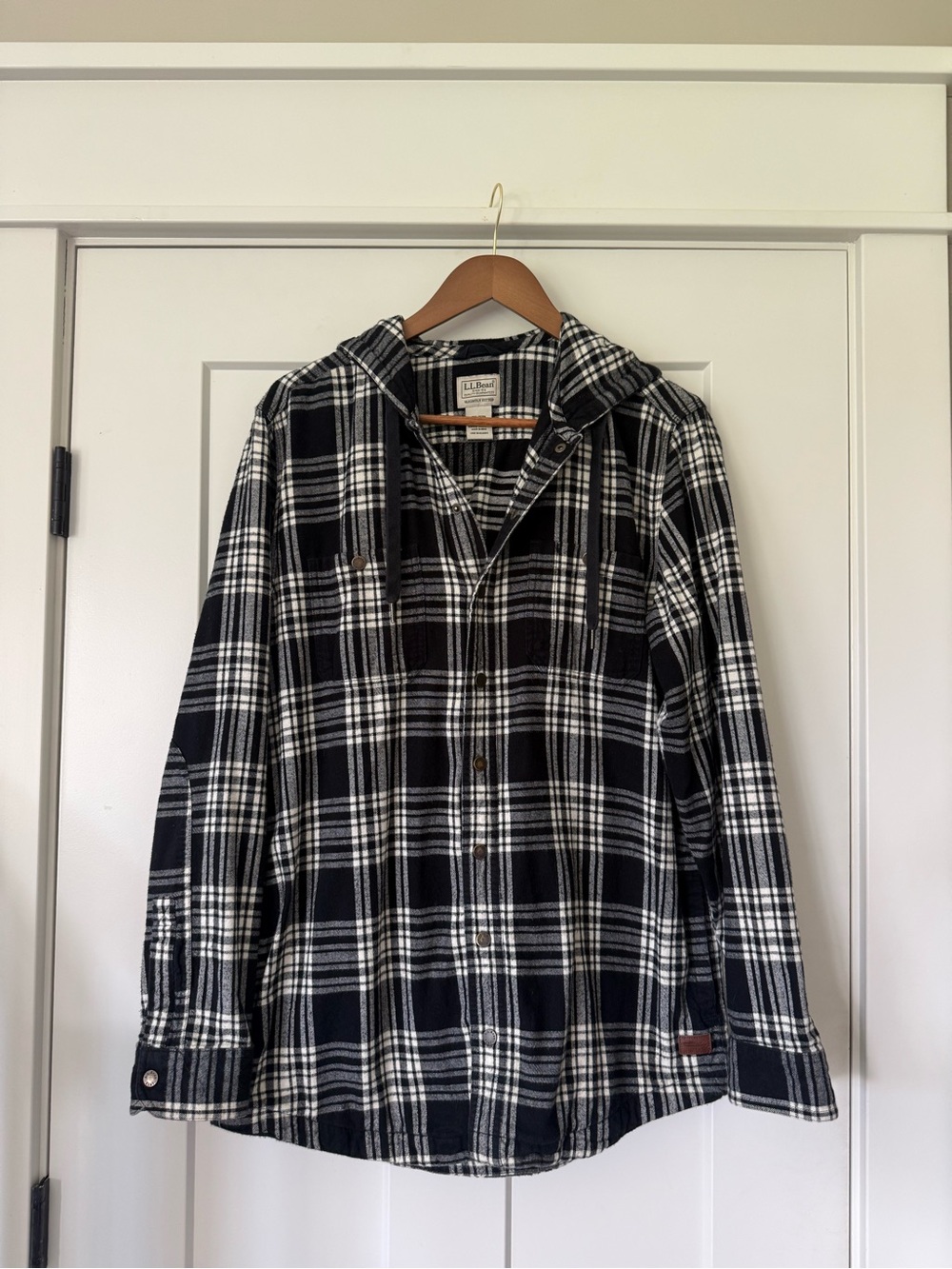 L.L. Bean Hooded Plaid Flannel Shirt Jacket Snap Front - Men’s M Tall